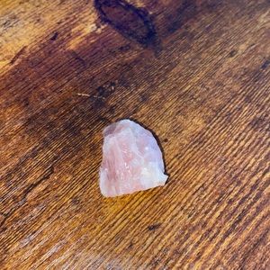 🔮 Rose Quartz Crystal 🔮 .4 oz/10g